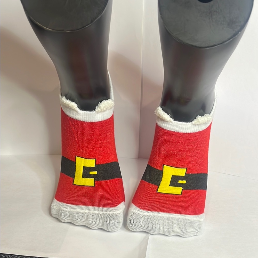 Christmas Womens Festive Red Santa Socks NWT